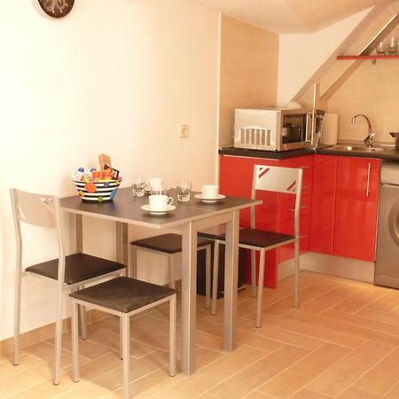 Apartamentos Madrid Centro エクステリア 写真