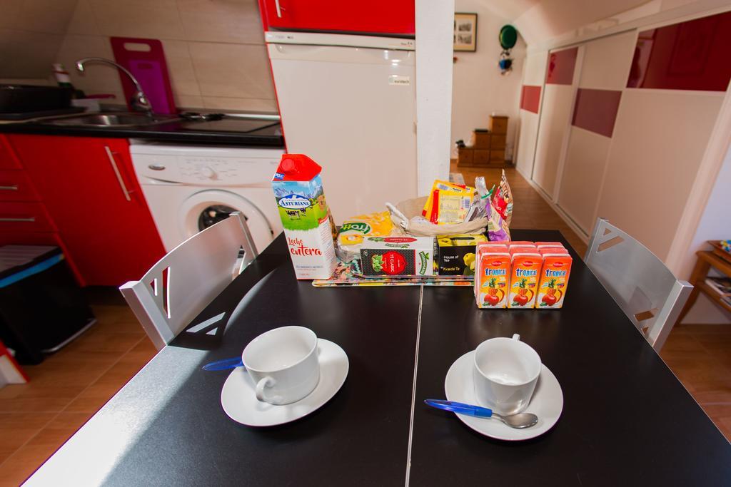 Apartamentos Madrid Centro エクステリア 写真