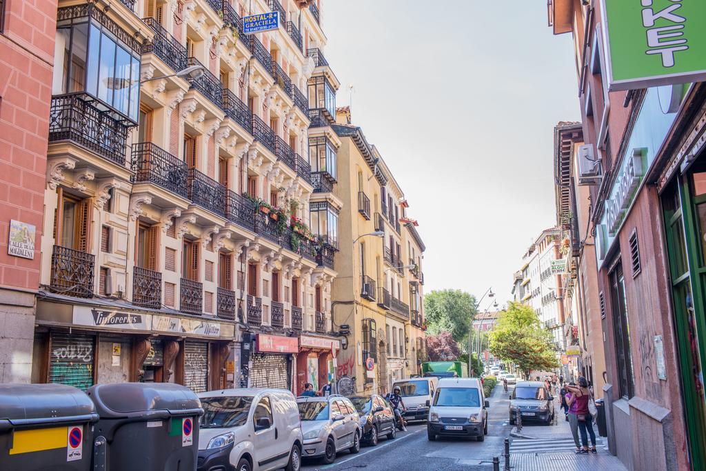 Apartamentos Madrid Centro エクステリア 写真