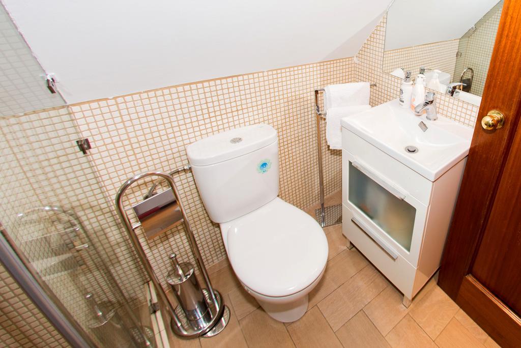 Apartamentos Madrid Centro エクステリア 写真