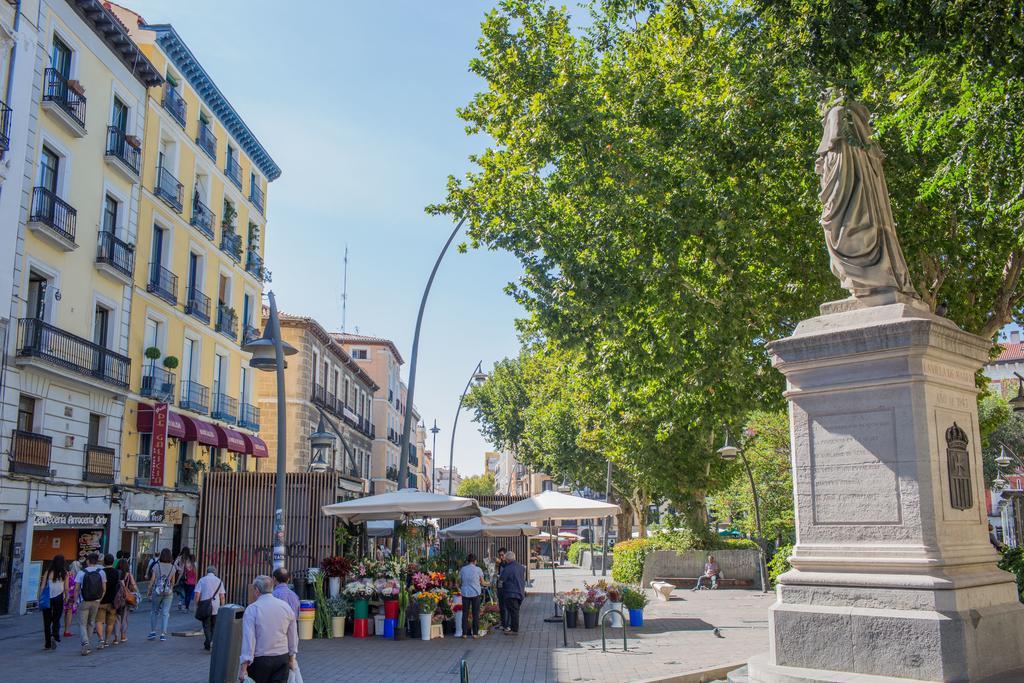 Apartamentos Madrid Centro エクステリア 写真