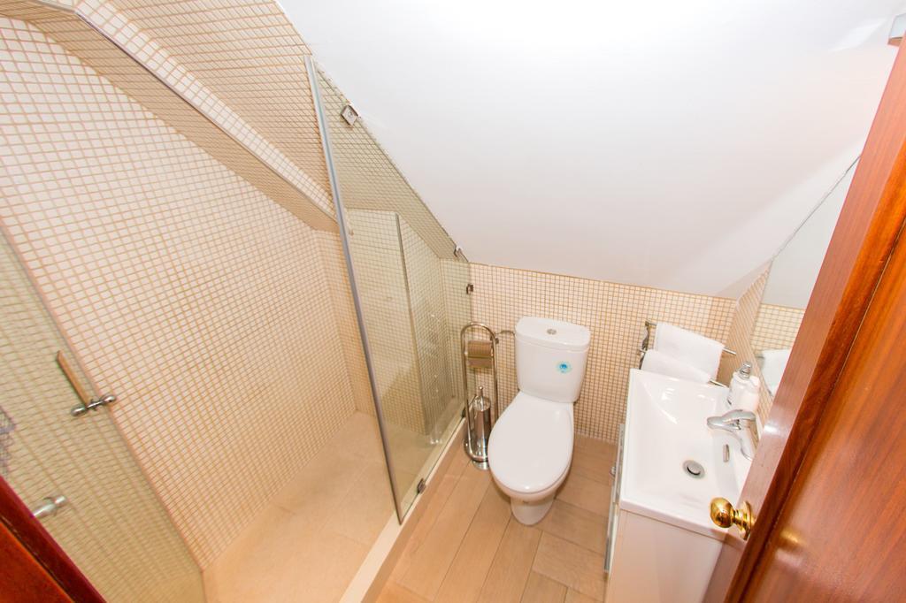 Apartamentos Madrid Centro エクステリア 写真