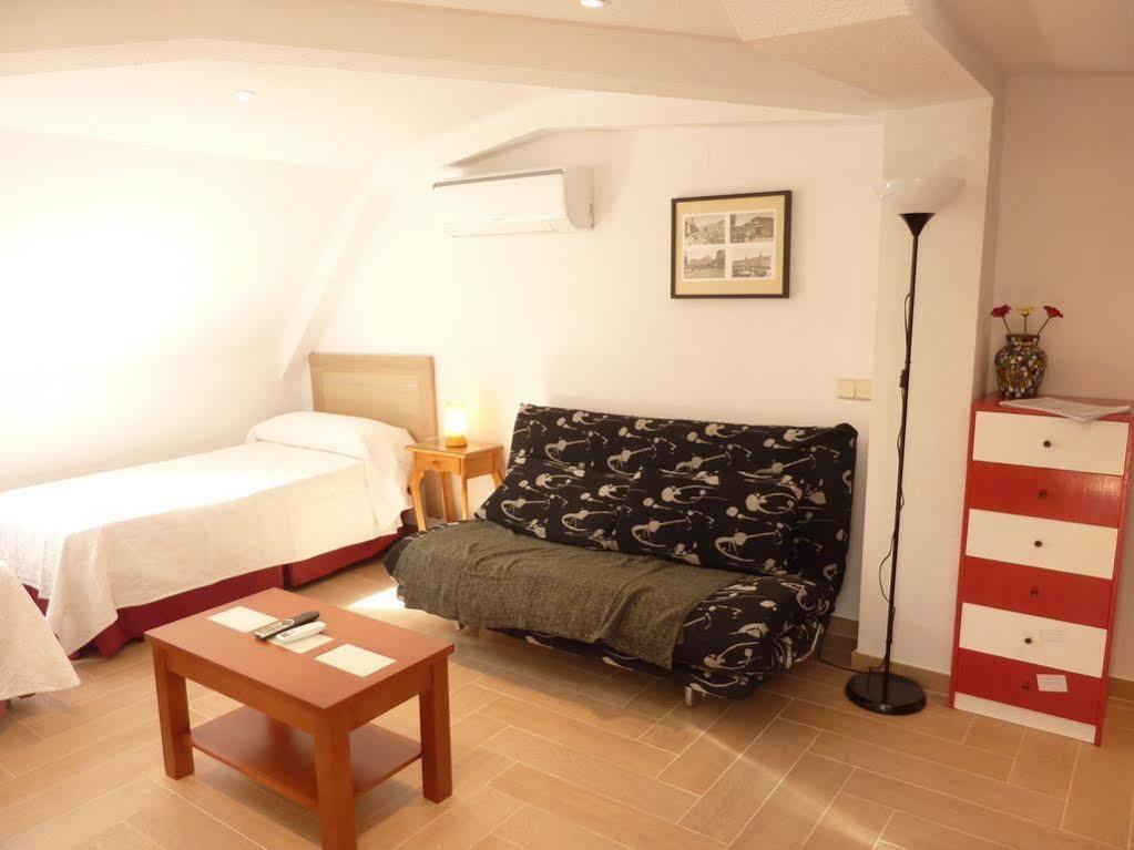 Apartamentos Madrid Centro エクステリア 写真